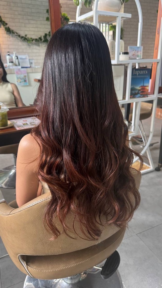 Glossy wavy long hair